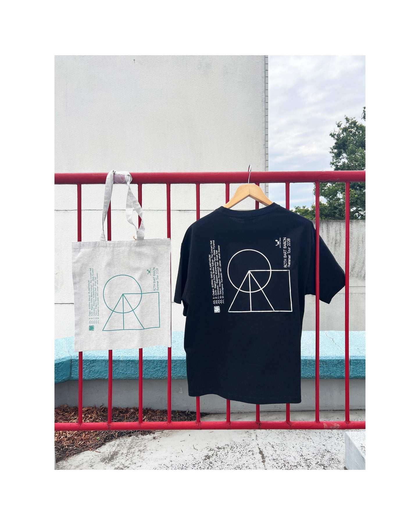 Silver Glitter TEE